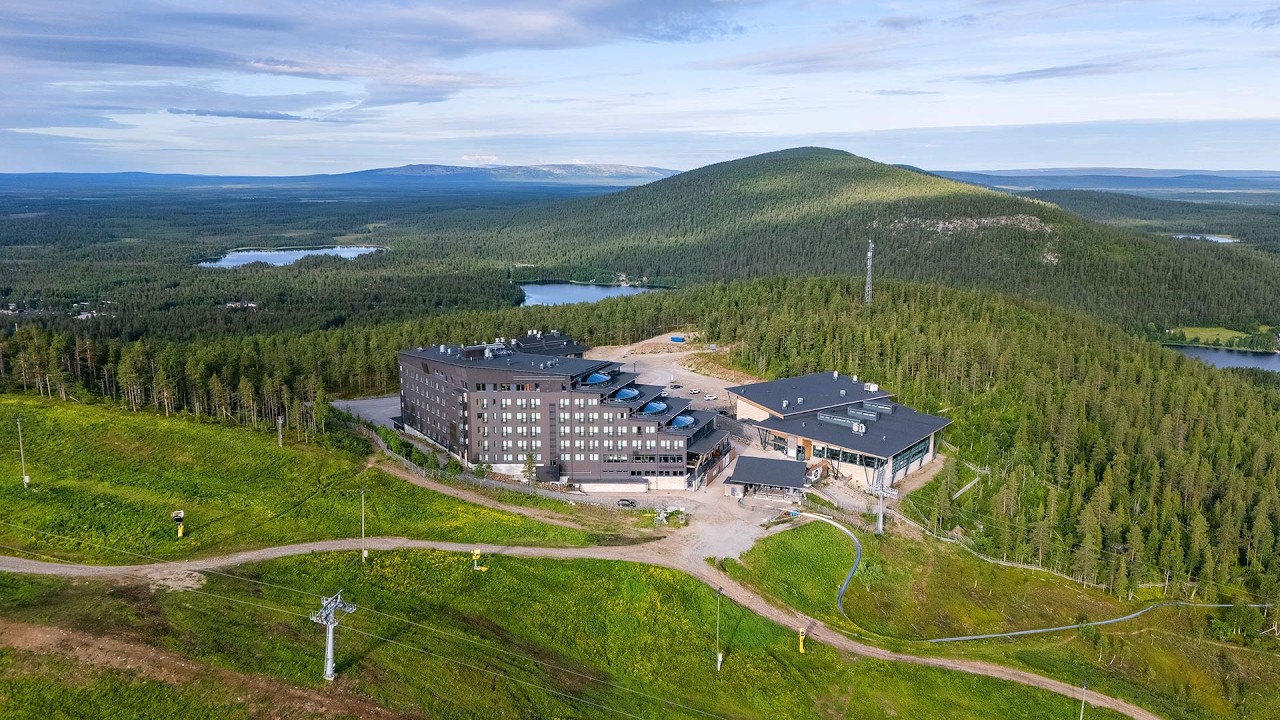 Lapland, Levi | Midnight Sun at Hotel Levi Panorama