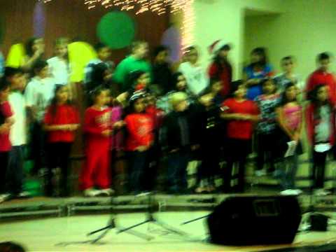 2011feliz navidad canto de la escuela de emily arce