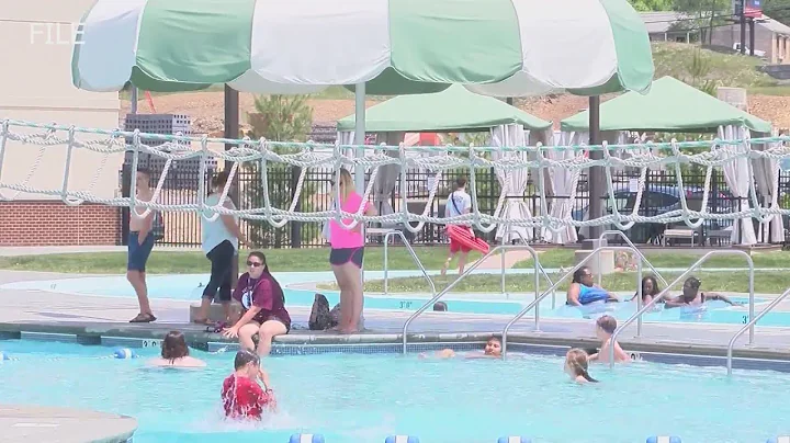 Cooling off this Summer at the Kingsport Aquatic C...
