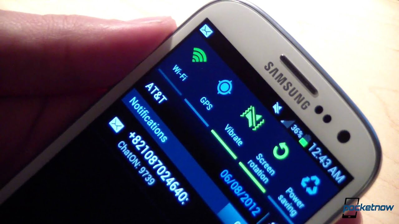 Почему самсунг сам выключается. Samsung Galaxy s3 Mini Battery. Samsung s21 Battery. Samsung 3 mp3 CD.