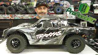 TRAXXAS SLASH BRUSHLESS 4X4 RTR: BASHING / REVIEW