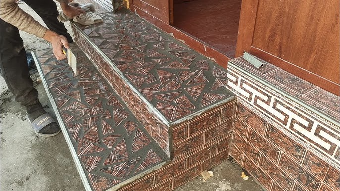 Yomgir paltosida onlayn porno