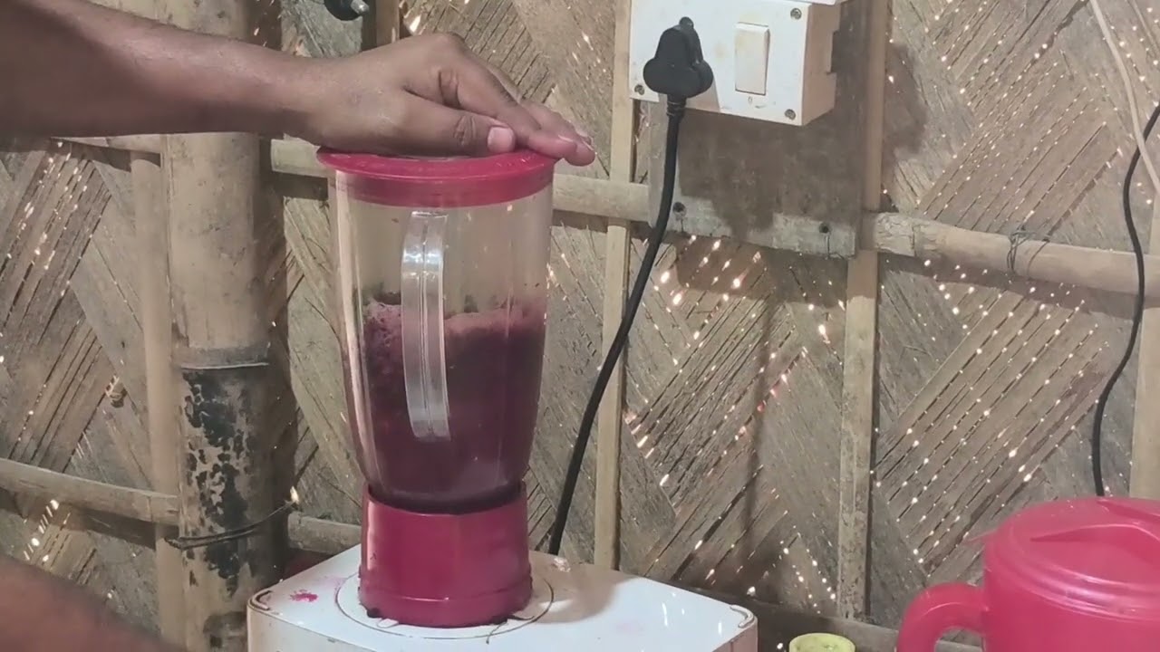 लंच के टाइम में सब्जियों का मिक्स जूस बनाया 😜🥳🎊 @foodvlogwithmoni219 