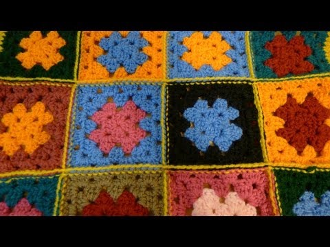 How I Join My Granny Squares (Slip Stitch) - YouTube