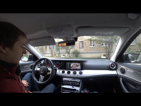 Mercedes-Benz E200 - Как работает Ассистент Парковки