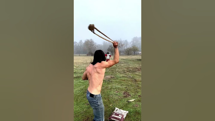 Sling test #history #medieval #rome #youtubeshorts #short #skyrim #slingshot #historical #nerd #dnd