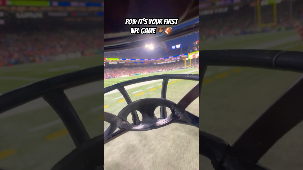 POV: FIRST TIME RUNNING OUT OF AN NFL TUNNEL 🤦🏽‍♂️😂🏈 