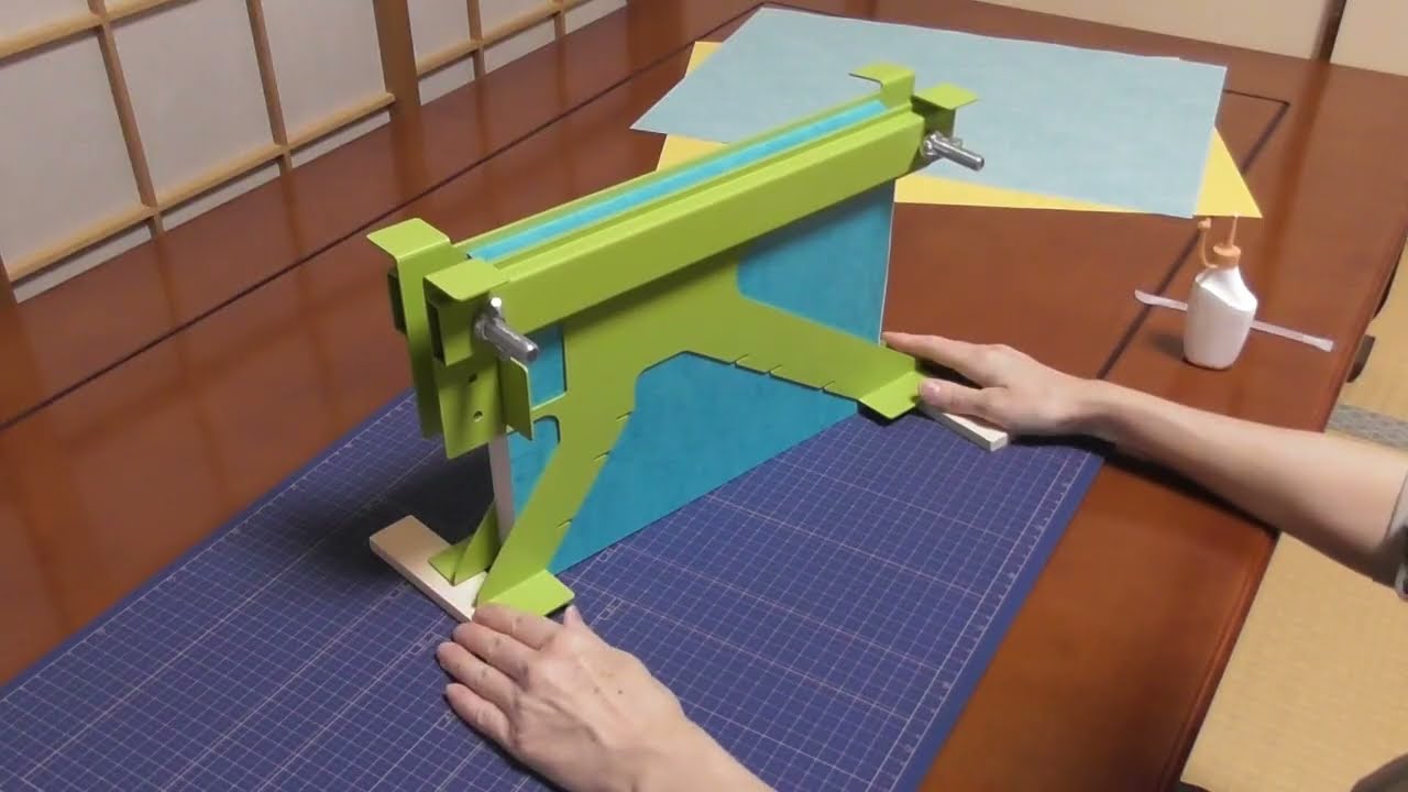 簡易製本機 とじマル 表紙の付け方（一例） - YouTube