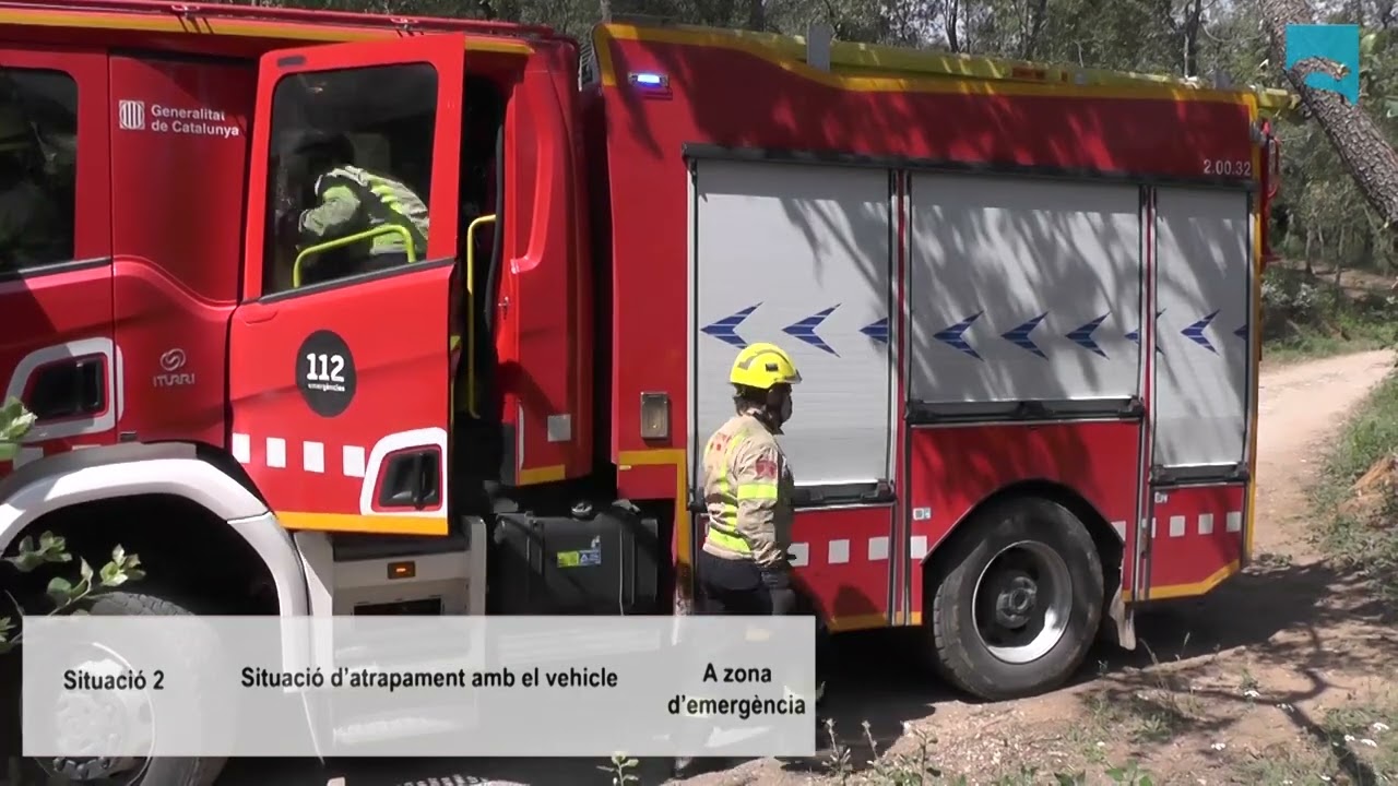 Maniobra d'autoprotecció d'incendis de vegetació (MAIV) 2024 (Scania)