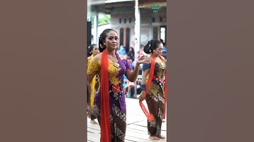 Tarian Anggun Jawa Tengah Dengan Iringan Musik Gending Jawa Klasik #gendingjawaklasik #tarijawa 153
