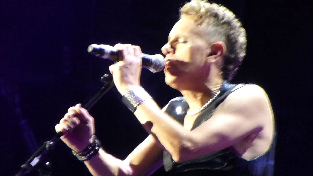 мартин ли гор depeche mode. Dave gahan martin gore. Gore martin deer hat. Martin gore 1984. Depeche mode gore.