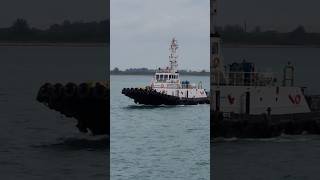 Spotting Old Classic Singapore Tugboat Built in 1990 'Marina Swift '.