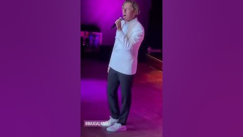 👍 Максим Галкін заспівав українською у Варшаві 👍