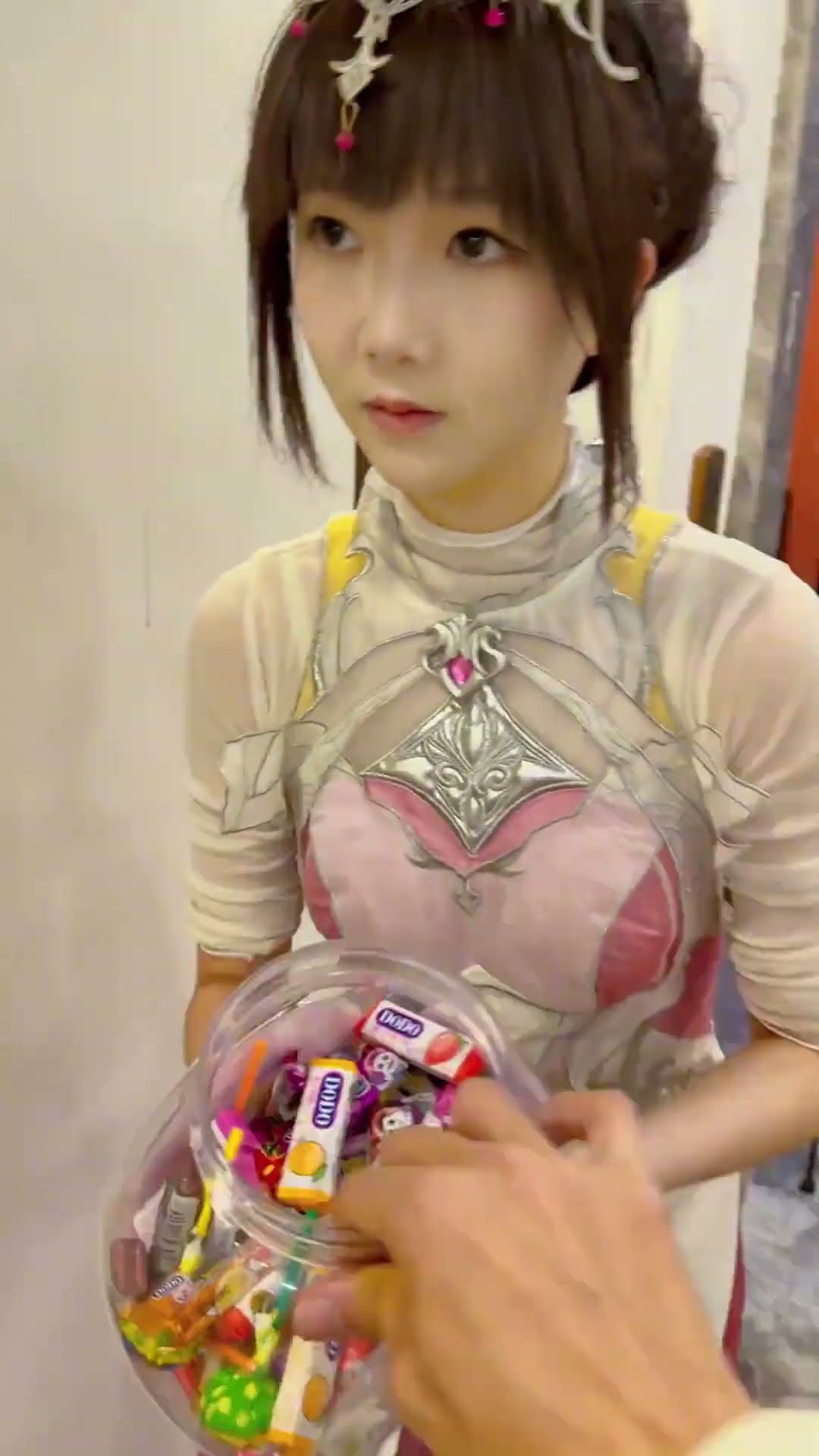 大家怎么都被定住了？时间定格？？！ #斗罗大陆小舞 #唐舞麟