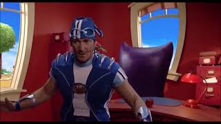Sportacus Recognizes Robbie Rotten As A Puppet Resimi