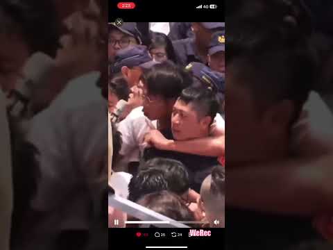 Re: [討論] 黃國昌鎖喉警察