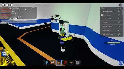 Exploring Roblox EP 1: Pinewood Builders Computer Core