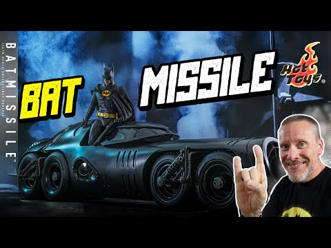 Hot Toys Just CHANGED THE GAME with This Batman 89 Sixth Scale