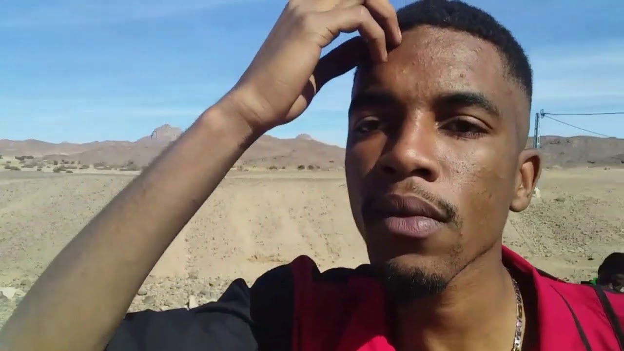 نادي المسرح والتمثيل لدار الشباب بعين أمقل. الفيلم القصير 26 بعنوان: سايس روحك. فرجة ممتعة.