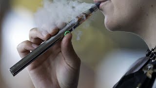 بريطانيا تدرس تدابير جديدة للحد من التدخين الإلكتروني بين المراهقين