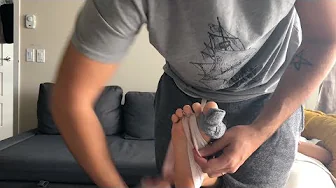 BEKLENEN AN: Ayak gıdıklama, fake falaka (Challenge)