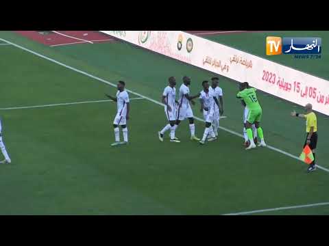 السودان يفوز على لبنان بثلاثية في افتتاحية البطولة العربية