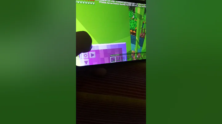 Cheang   kai ming moe   is   playing Minecraft
