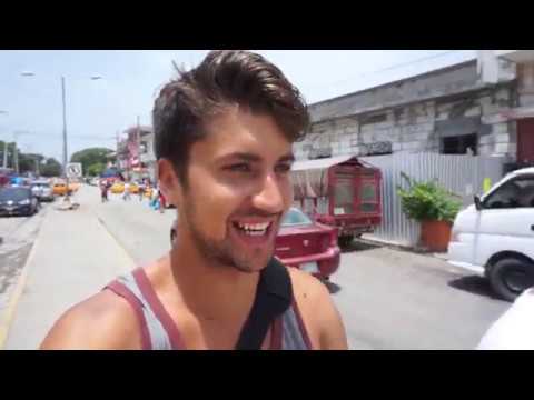 EXPLORING MEXICAN MARKETS AND UNCROWDED BEACHES | HITCHHIKING MEXICO (DAY 4)