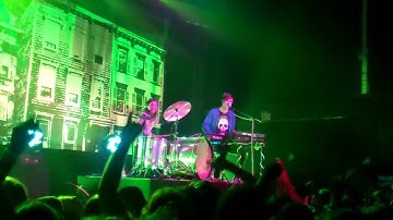 Matt and Kim @ Terminal 5 NYC 6/29/11 "Block After Block"
