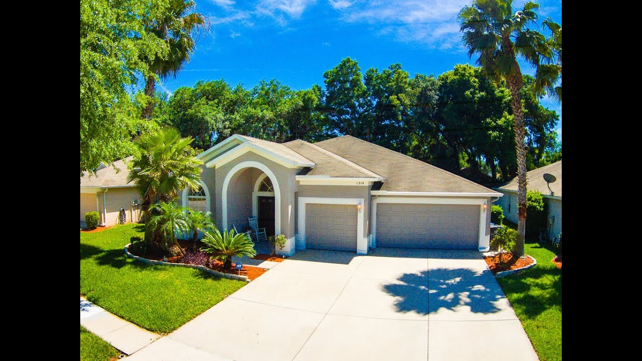 1914 Samantha Ln Valrico Best Realtor Oaks at Valrico Home Video by The Duncan Duo RE/MAX