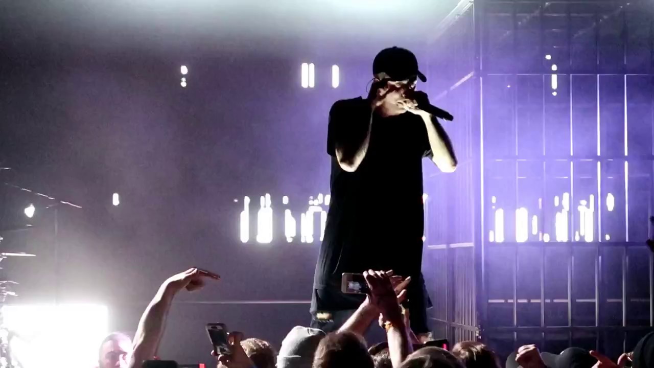 nf tour concert