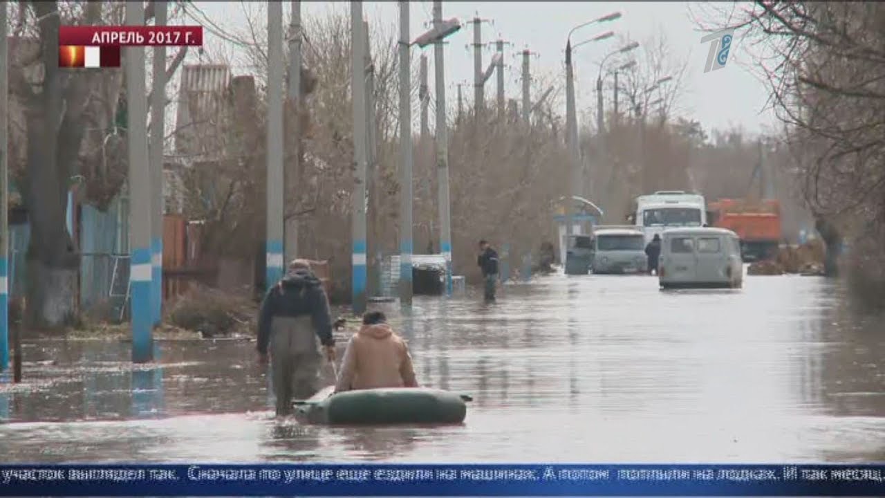 Наводнение в казахстане сегодня новости последнего часа. Потоп в Казахстане. Скульптура «в ожидании паводка». Наводнение Казахстан село Соловьево.