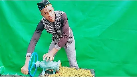 FISH FEED MAKING; LOW COST  ALTERNATIVE PELLET MACHINE; HOW TO ASSEMBLE, DISASSEMBLE AND USE