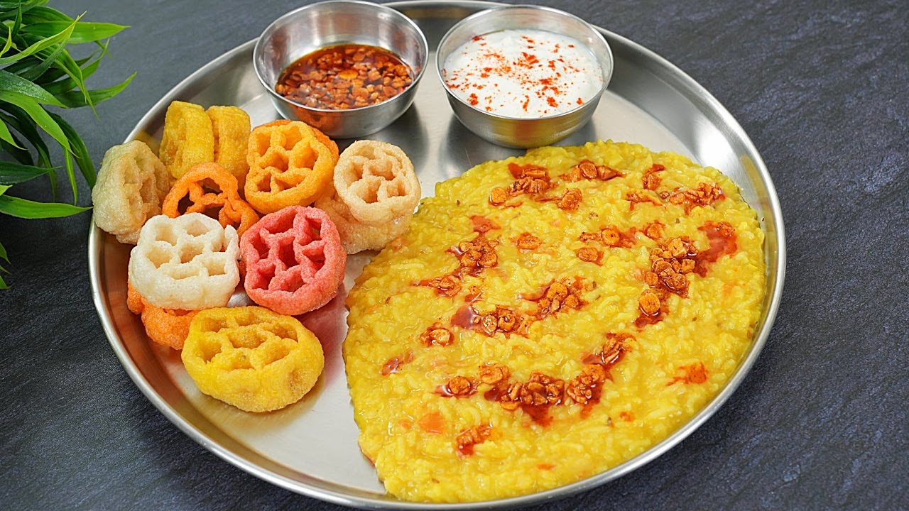 Chilli Garlic Khichdi | इस खिचड़ी से आपको प्यार हो जायेगा | Moong Dal Khichdi Recipe | Kabitaskitchen | Kabita Singh | Kabita