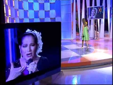 Carmen Navarro y Juanita Reina "Cinco Farolas"