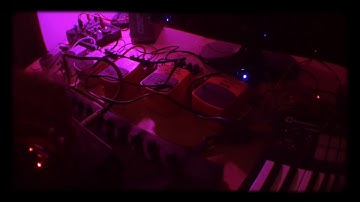 Korg Monotribe meets Behringer’s pedals