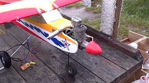 Running my Enya 60 4C stroke on a Trainer 40 T