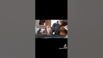 la profesora de inglés en tiples