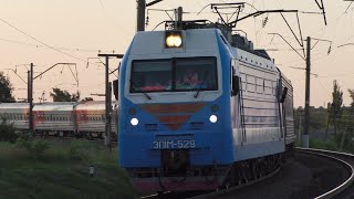 ЭП1М-529 с поездом №84 Москва - Адлер