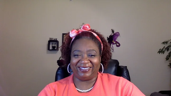 Welcome to The Ladies Lounge with Wonder Lowe!