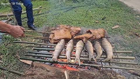 Bác Minh trưởng thôn làm món rau rừng đặc sản tiếp Gia Hưng. Nguyễn Tất Thắng