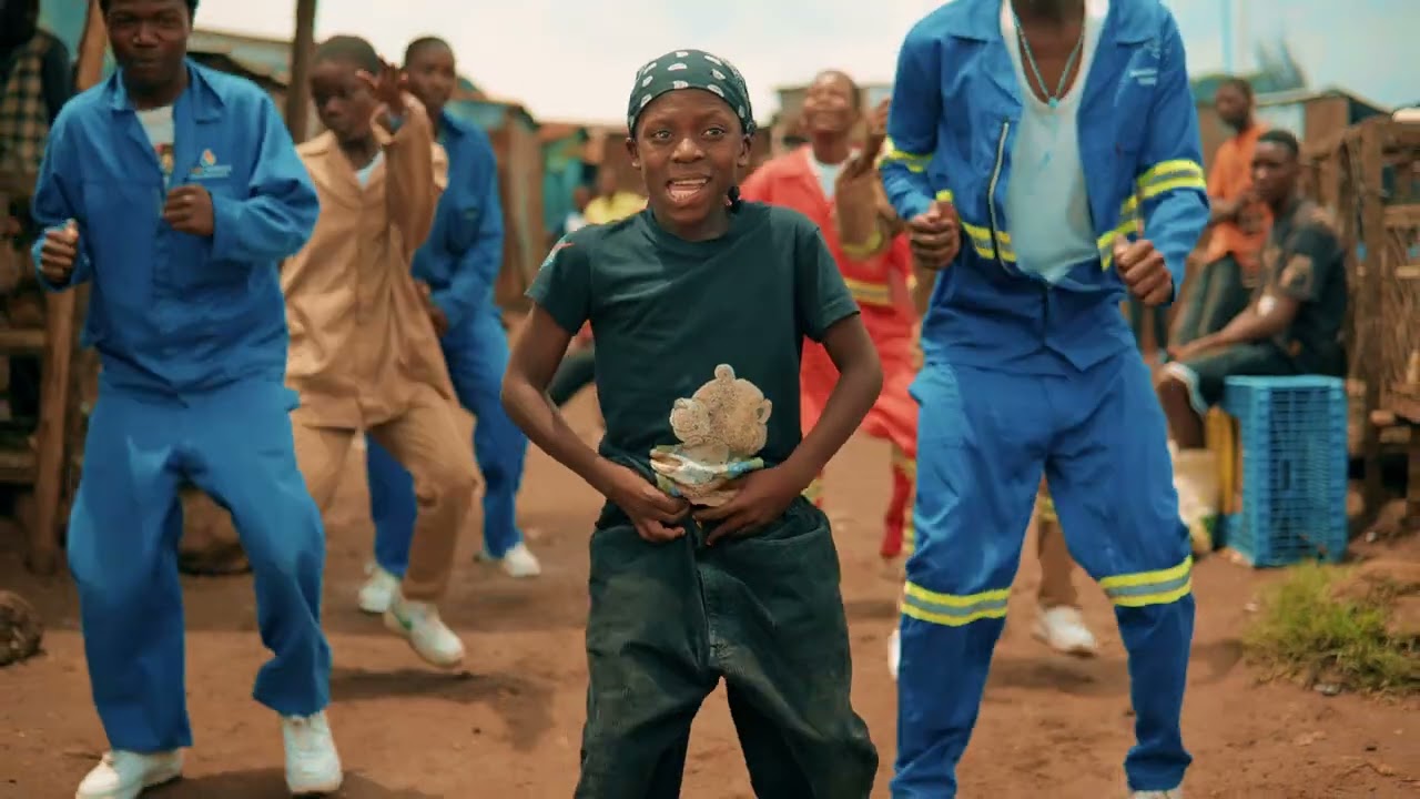 Ajuh Gufi_Usandinyase(Official music video )Dir Stafa Awosh #music #newmusic #trending #newsong