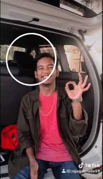 Mesum di dalam mobil artis tik tok aceh,,,