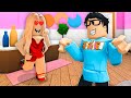 SUPERMODEL Has A CRUSH On ME! (Roblox)