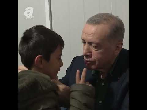 Depremzede çocuk Başkan Erdoğan'ı görünce gözyaşlarını tutamadı | A Haber