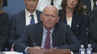 Outgoing Boeing CEO testifies in Washington, apologizes to families impacted by deadly crashes