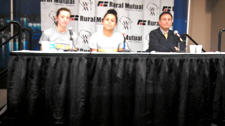 Milwaukee Pius coach Scott Herrick, players on def...