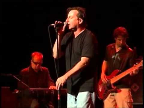 Ver Southside Johnny And The Asbury Jukes - Some Things Just Don't Change LIVE Opera House  Oct 2002 no YouTube Ver Southside Johnny And The Asbury Jukes - Some Things Just Don't Change LIVE Opera House  Oct 2002 no YouTube