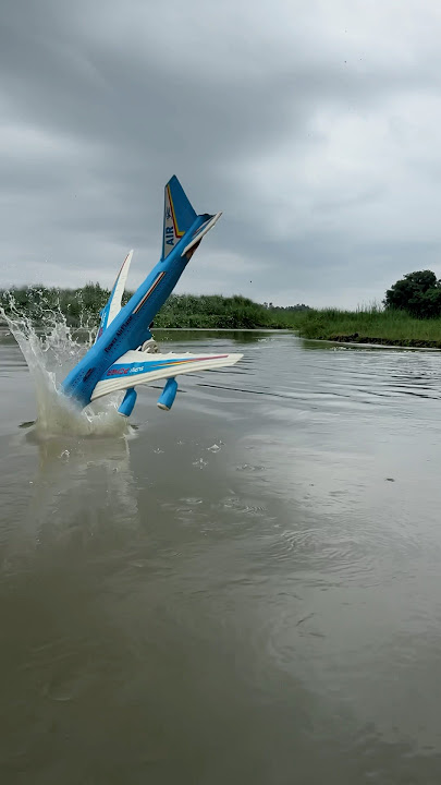 Airplane ✈️ creative transition videography trick 😍👍 #shorts #airplane #transition