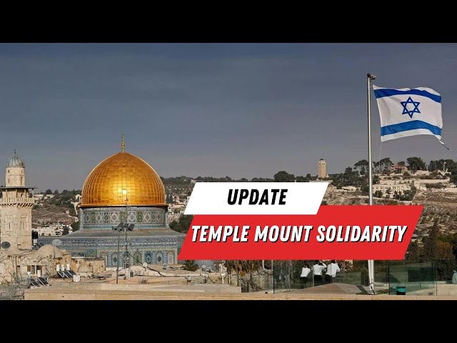 Jews and Christians Ascend Temple Mount for Jerusalem Day class=